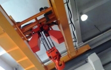 無錫行車保養(yǎng)的安全裝置是這樣的？