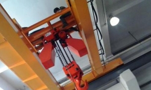 無錫行車保養(yǎng)的安全裝置是這樣的？